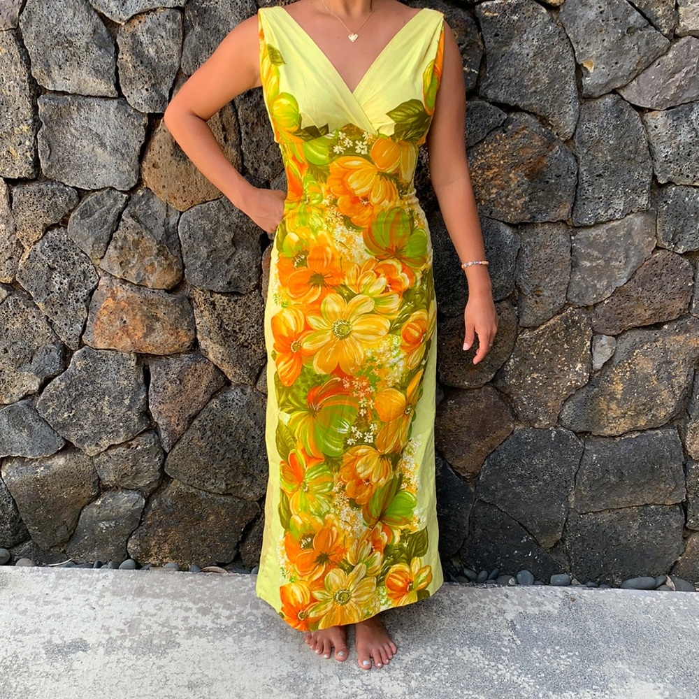 Vintage 70s Hawaiian Retro Barkcloth Dress